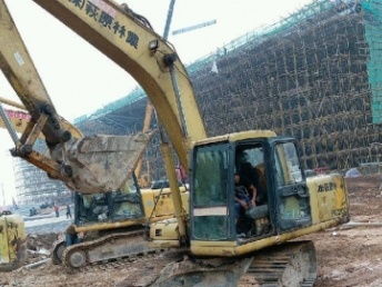 图 中粤工程机械租赁服务 广州机械设备租赁的行业标杆